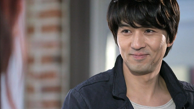 Emergency Couple episode 17 Cheon Soo smiles 3