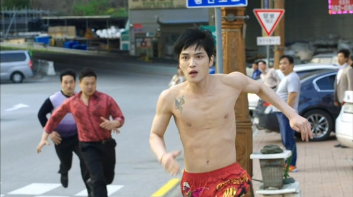 Triangle-Young-Dal-running1