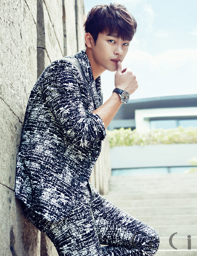 Seo In Guk Ceci Oct 2014 2
