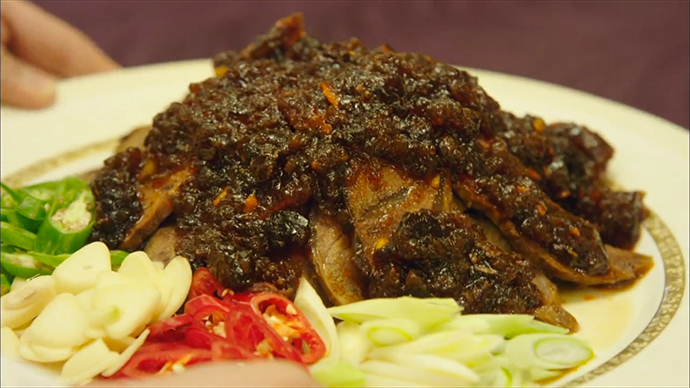 lets_eat_s2_1_chinesefeast3