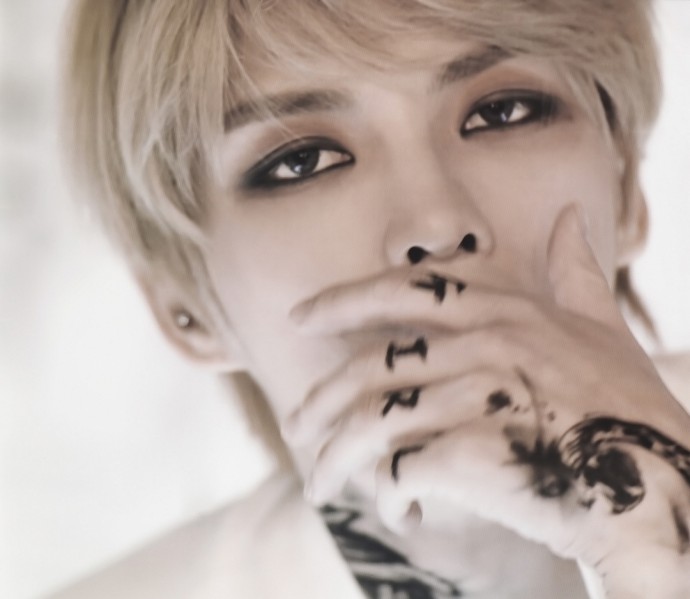 Jae_joong_eyeliner