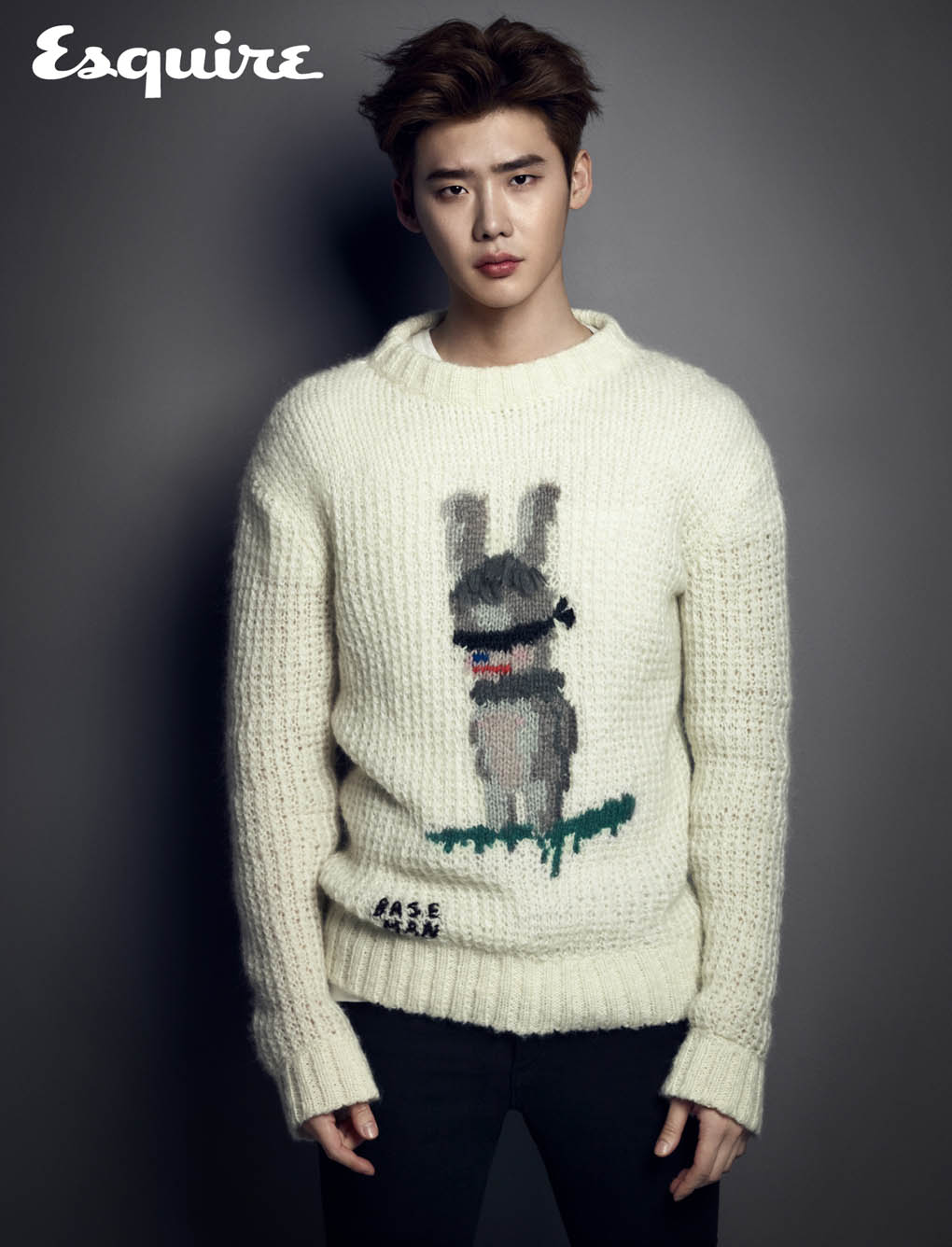 Lee_Jong_Suk_sweater